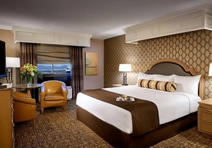 2 x Carson Tower - Deluxe King Room at Golden Nugget Las Vegas