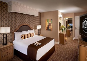 2 x Carson Tower - Deluxe King Room at Golden Nugget Las Vegas