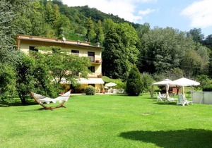 200 m² Apartment ∙ 3 bedrooms ∙ 5 guests