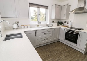 20 PARC DELFRYN, family friendly, with a garden in Benllech