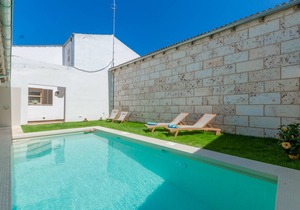 200 m² House ∙ 3 bedrooms ∙ 6 guests