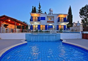 200 m² Villa ∙ 3 bedrooms ∙ 9 guests