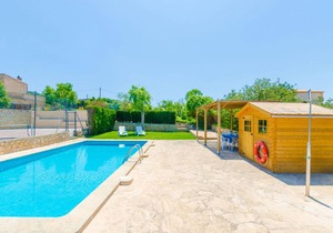 200 m² Villa ∙ 3 bedrooms ∙ 6 guests