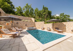 200 m² Villa ∙ 3 bedrooms ∙ 6 guests
