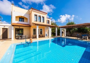 200 m² Villa ∙ 4 bedrooms ∙ 7 guests