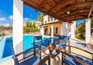 200 m² Villa ∙ 4 bedrooms ∙ 7 guests