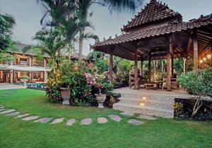 2000 m² Villa ∙ 4 bedrooms ∙ 8 guests