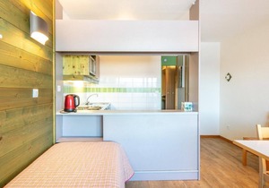 200m from resort center, terrace, balcony, parking, tv, ski locker, 32m², Valmorel