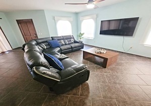 202 m² Villa ∙ 3 bedrooms ∙ 6 guests
