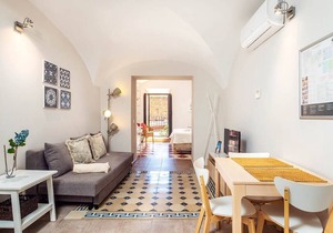 205 Studio Plaza - Apartments Plaza Mayor 35