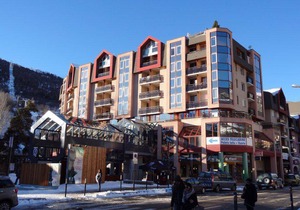 20m from ski slopes, 4th floor, balcony, ski locker, 30m², Serre Chevalier