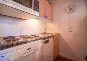 20m from ski slopes, 10th floor, view panoramic, balcony, tv, ski locker, 28m², Valmorel