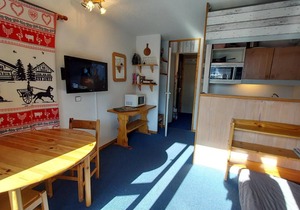 20m from ski slopes, 10th floor, view panoramic, balcony, tv, ski locker, 28m², Valmorel