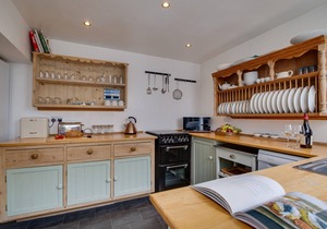 21 Trenwith Place - Three Bedroom House, Sleeps 5