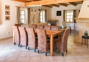 210 m² Villa ∙ 3 bedrooms ∙ 10 guests
