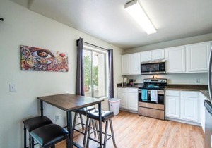 213- 2BR Apartment in Coolidge, AZ w heated pool, gym