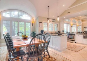 215 Glen Abbey