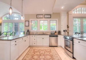 215 Glen Abbey