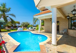 220 m² Villa ∙ 4 bedrooms ∙ 8 guests