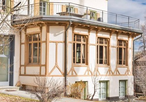 220 m² Apartment ∙ 3 bedrooms ∙ 6 guests