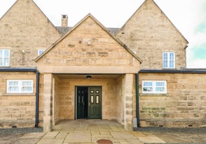 220 m² Cottage ∙ 9 bedrooms ∙ 18 guests