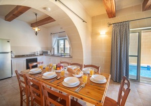 220 m² Villa ∙ 4 bedrooms ∙ 9 guests