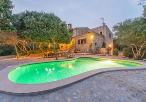 220 m² Villa ∙ 4 bedrooms ∙ 8 guests