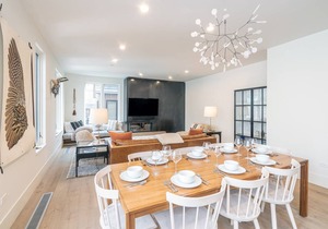 223 m² Condo ∙ 3 bedrooms ∙ 10 guests