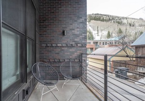 223 m² Condo ∙ 3 bedrooms ∙ 10 guests