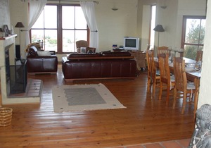225 m² Apartment ∙ 4 bedrooms ∙ 7 guests