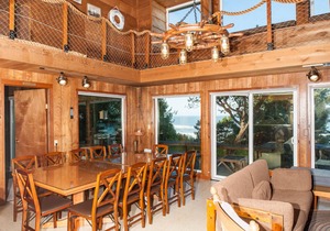 228 m² House ∙ 5 bedrooms ∙ 10 guests