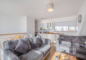 23 Cae Du - Two Bedroom House, Sleeps 5