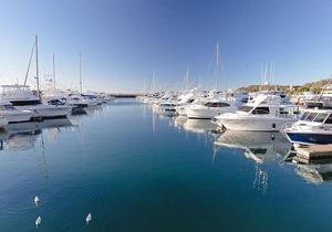 23 'The Commodore' 9-11 Donald Street - delightful unit with gorgeous water views