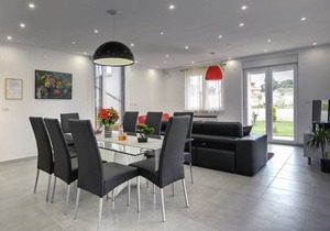 230 m² House ∙ 3 bedrooms ∙ 8 guests