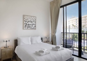 235 m² House ∙ 3 bedrooms ∙ 6 guests