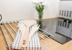 24 BAXTERGATE, family friendly, character holiday cottage in Whitby