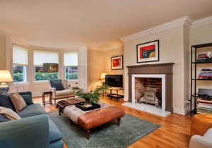 240 m² Apartment ∙ 1 bedroom ∙ 2 guests