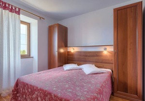 240 m² House ∙ 10 bedrooms ∙ 16 guests