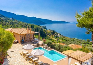 245 m² Villa ∙ 5 bedrooms ∙ 10 guests