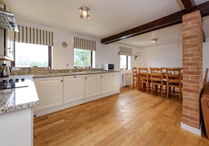 248 Cae Du - Four Bedroom House, Sleeps 8