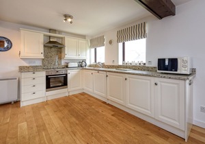 248 Cae Du - Four Bedroom House, Sleeps 8