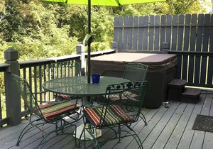 25-Lake & Bourbon Trail Getaway