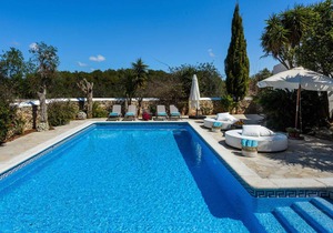 250 m² Villa ∙ 4 bedrooms ∙ 10 guests