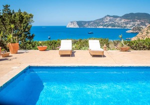 250 m² Villa ∙ 2 bedrooms ∙ 2 guests