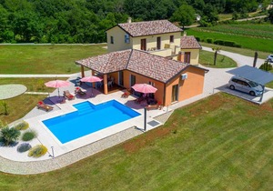 250 m² House ∙ 3 bedrooms ∙ 6 guests