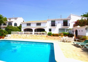250 m² House ∙ 4 bedrooms ∙ 8 guests