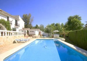 250 m² House ∙ 4 bedrooms ∙ 8 guests