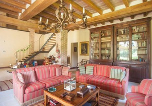 250 m² Villa ∙ 4 bedrooms ∙ 8 guests