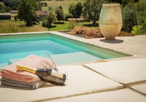 250 m² Villa ∙ 2 bedrooms ∙ 4 guests