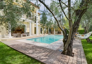 250 m² Villa ∙ 3 bedrooms ∙ 6 guests